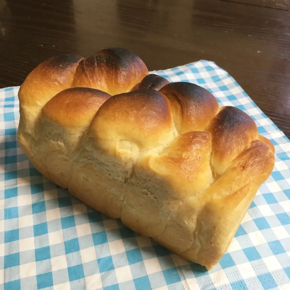 ユキちゃんのデニッシュ食パン|TOMOさん