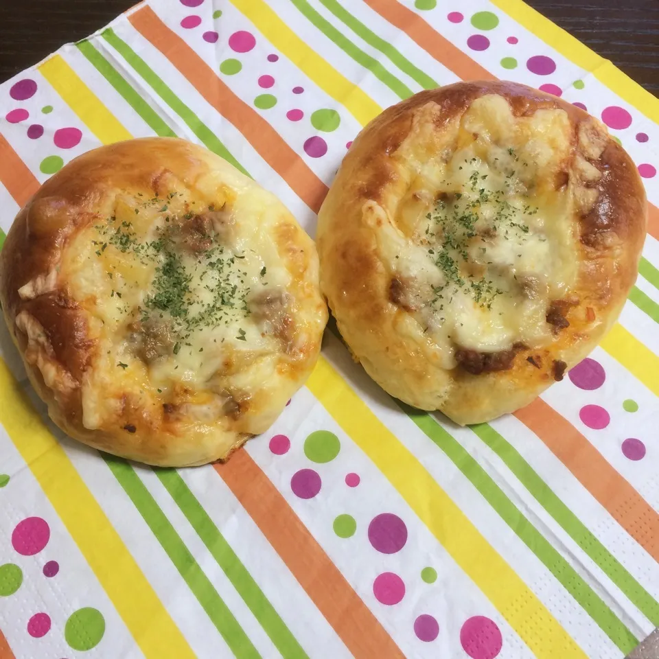 たえちちゃんの馬蹄成形で夏野菜カレーパン|TOMOさん