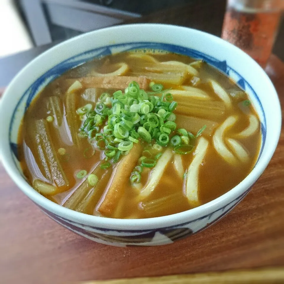 Snapdishの料理写真:ふき入りカレーうどん|まりおさん