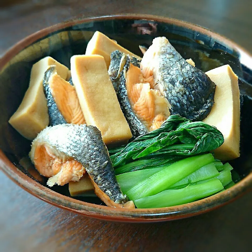 鮭と高野豆腐の煮物|まりおさん