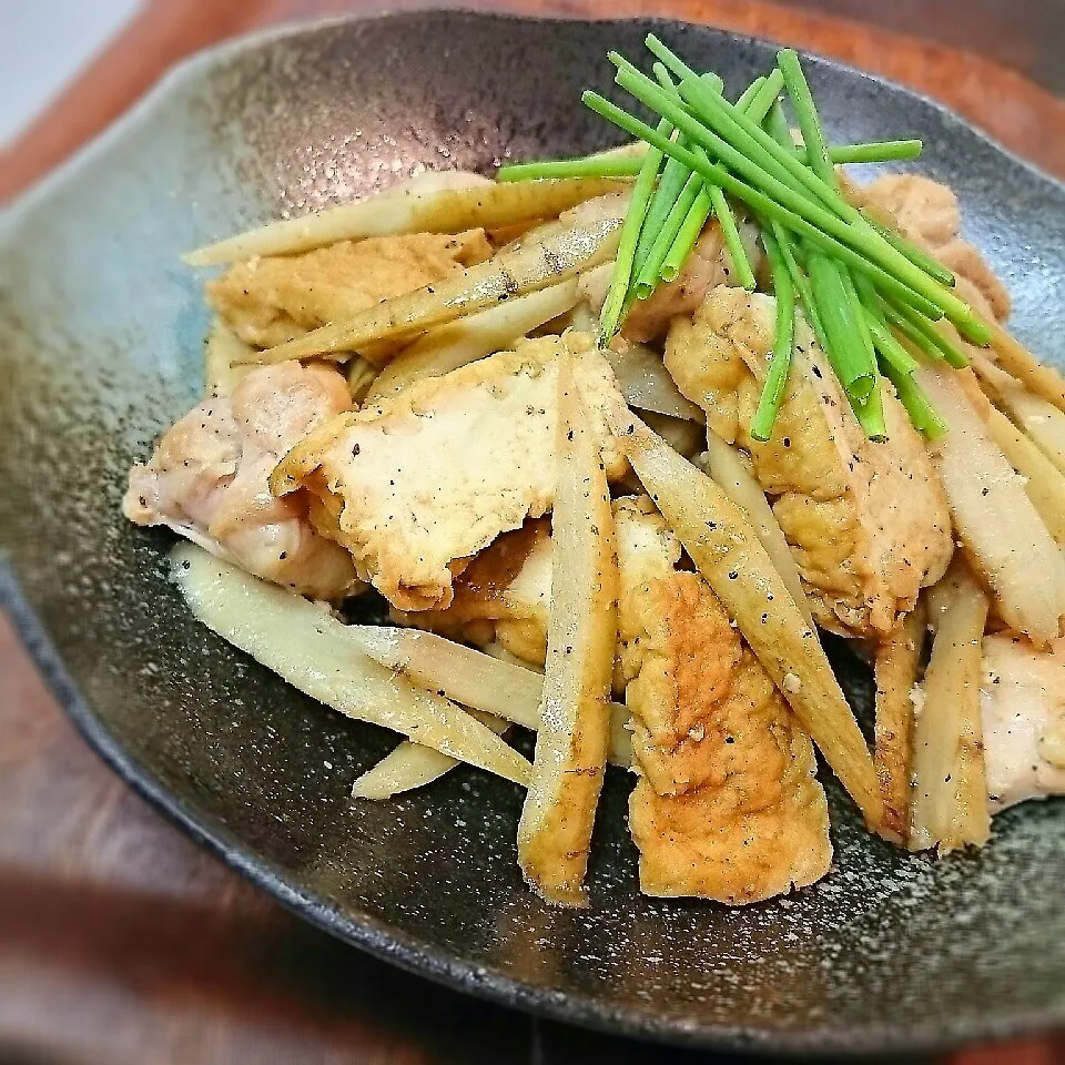 鶏ごぼう厚揚げのﾏﾖ醤油炒め|まりおさん