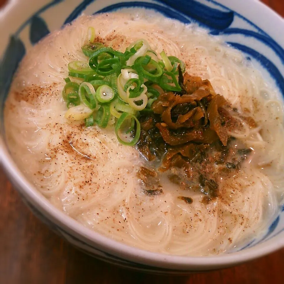 高菜ｵﾝｻﾞ豆乳にゅうめん|まりおさん