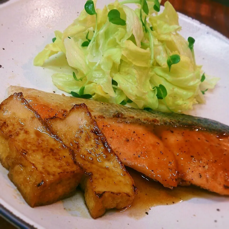 鮭のﾊﾞﾀ照り焼き|まりおさん