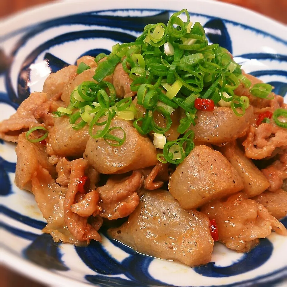 豚ｺﾏとこんにゃくの味噌炒め|まりおさん