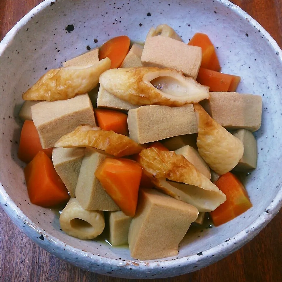 高野豆腐とちくわの煮物|まりおさん