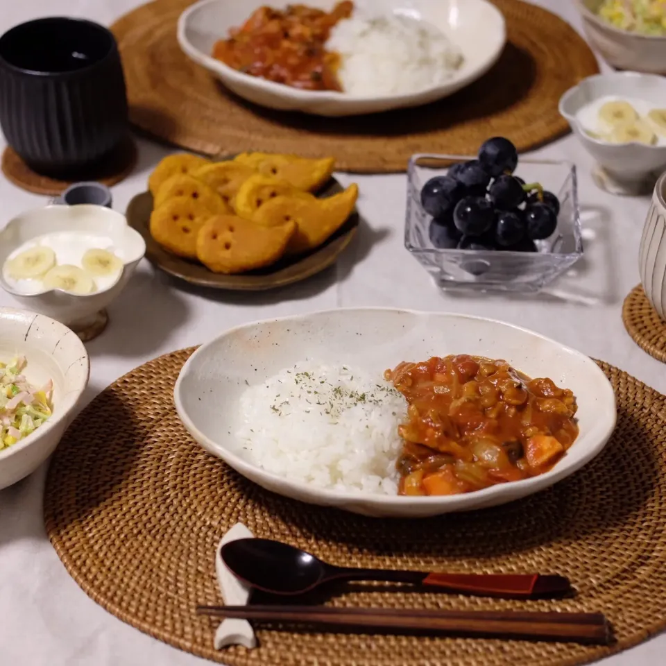 トマトポークハヤシライス|でんでんむしごはんさん