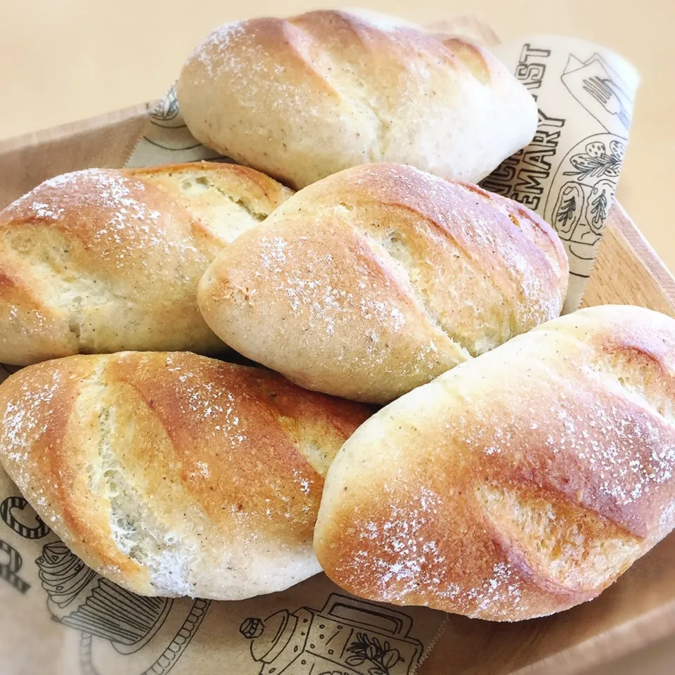 メープル&シナモンのミニクッペ🥖|なめ子さん