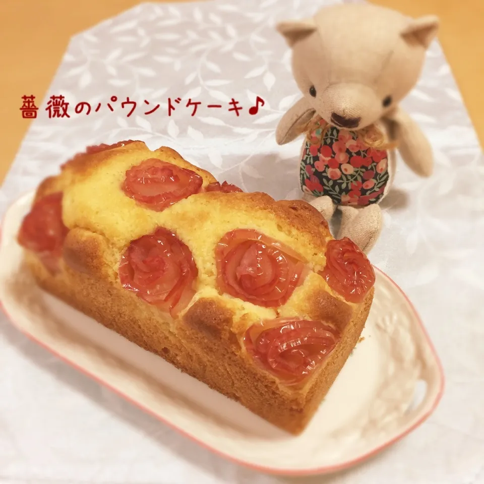 薔薇のパウンドケーキ♪|なめ子さん