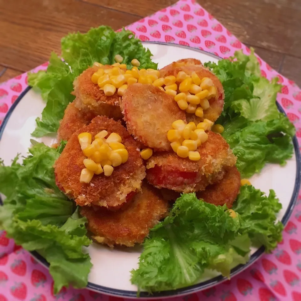 お肉じゃないよ♪トマトのピカタ☆外はカリッと中はジューシー|Harumiさん