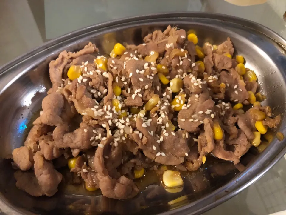 日式汁炒粟米薄豬肉 Fried sliced pork and fresh sweet corn in Japanese sauce|Karen Laiさん