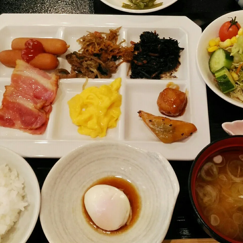 Snapdishの料理写真:朝ごはんですよ～|まなまな♡さん