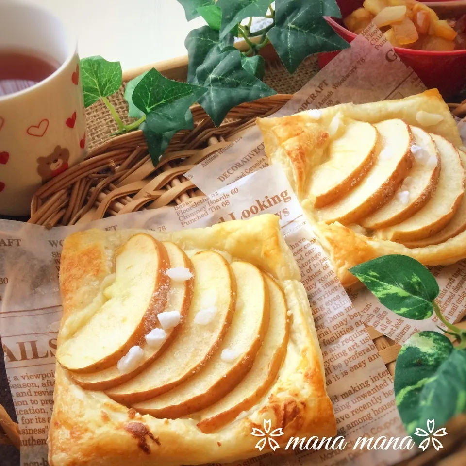 Snapdishの料理写真:♡1090さまのアップルクリームチーズパイ♡|まなまな♡さん