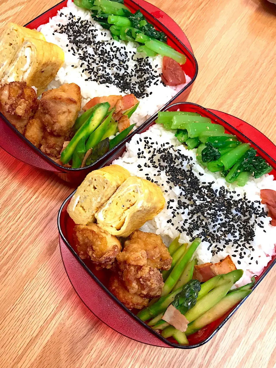 Snapdishの料理写真:2018.10.25 中3＆高３男子唐揚げ弁当〜🍱😋|mari-pさん