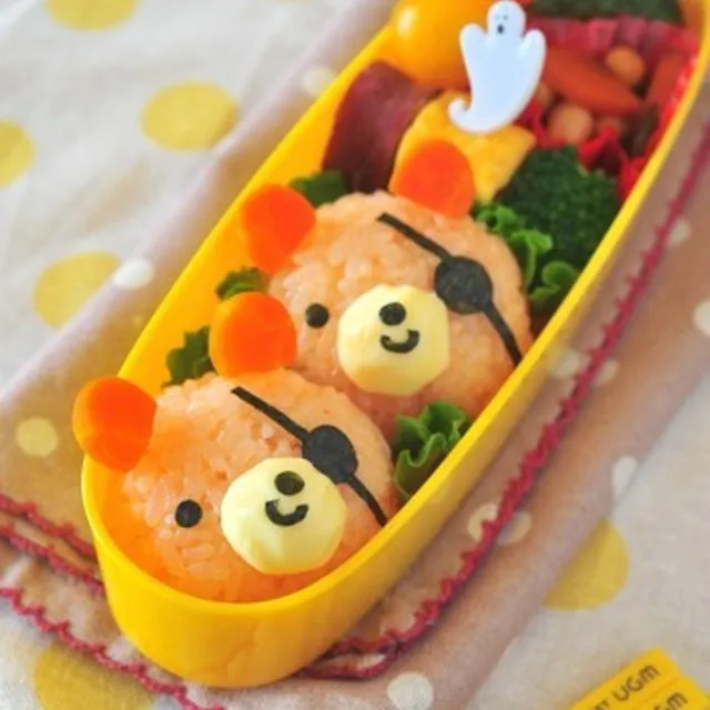 Snapdishの料理写真:akinoichigoさんのハロウィンベアーのお弁当 #レシピブログ #RecipeBlog|レシピブログさん