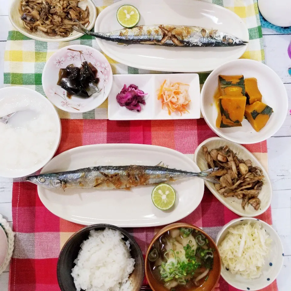 初物❤秋刀魚の塩焼きと秋の味覚で晩御飯🍄|蒼空さん