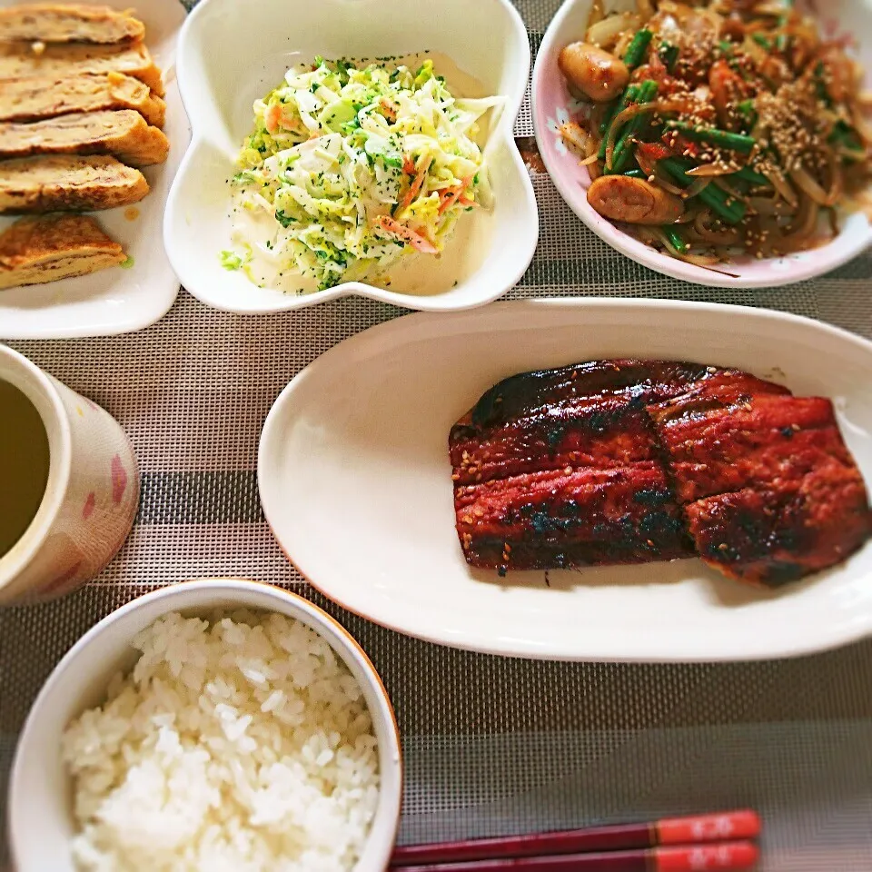 Snapdishの料理写真:朝からモリモリ焼き魚定食❤|蒼空さん