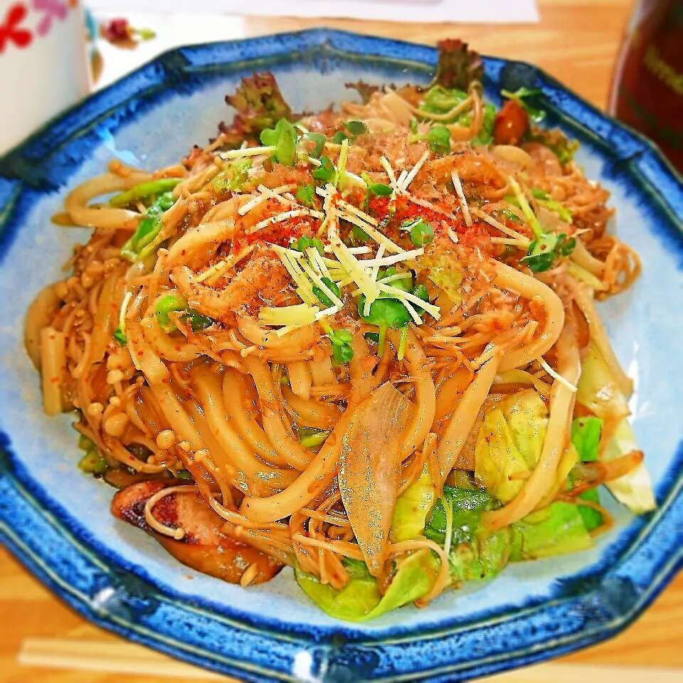 えのきで、かさまし♪めんつゆで簡単な、やきうどーん☆|蒼空さん