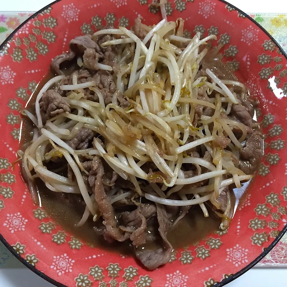 牛肉ともやしのすき焼き風|あやさん