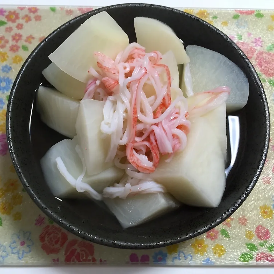 カブとカニカマの煮物|あやさん