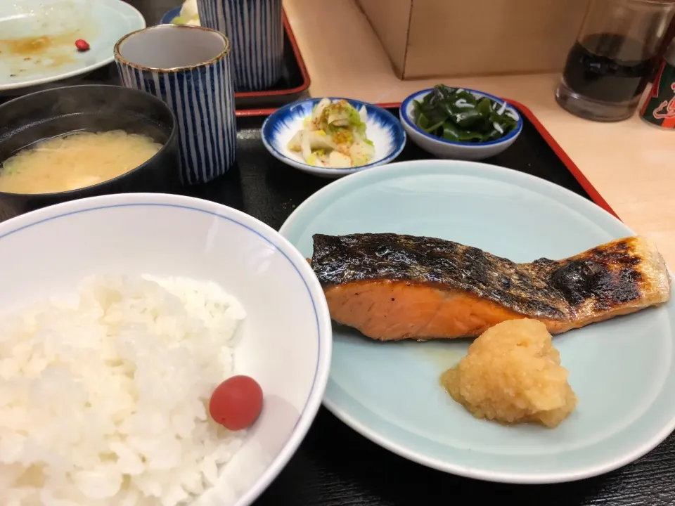 銀鮭照り焼き定食|流線形さん