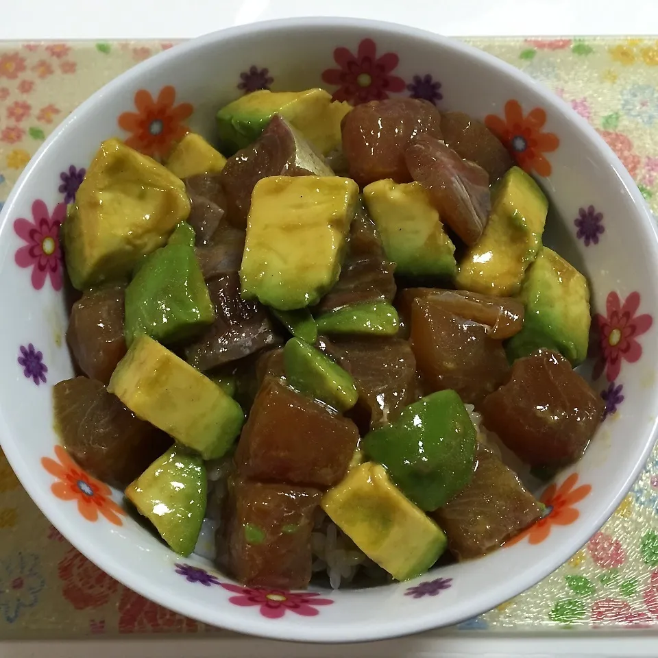 ヒラスとアボカドのタルタル丼|あやさん