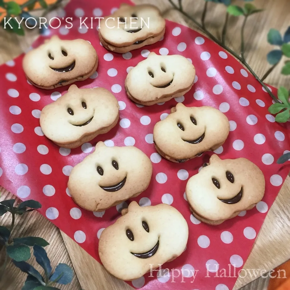 2016年10月30日　ハロウィンのチョコサンドクッキー|kyoroさん