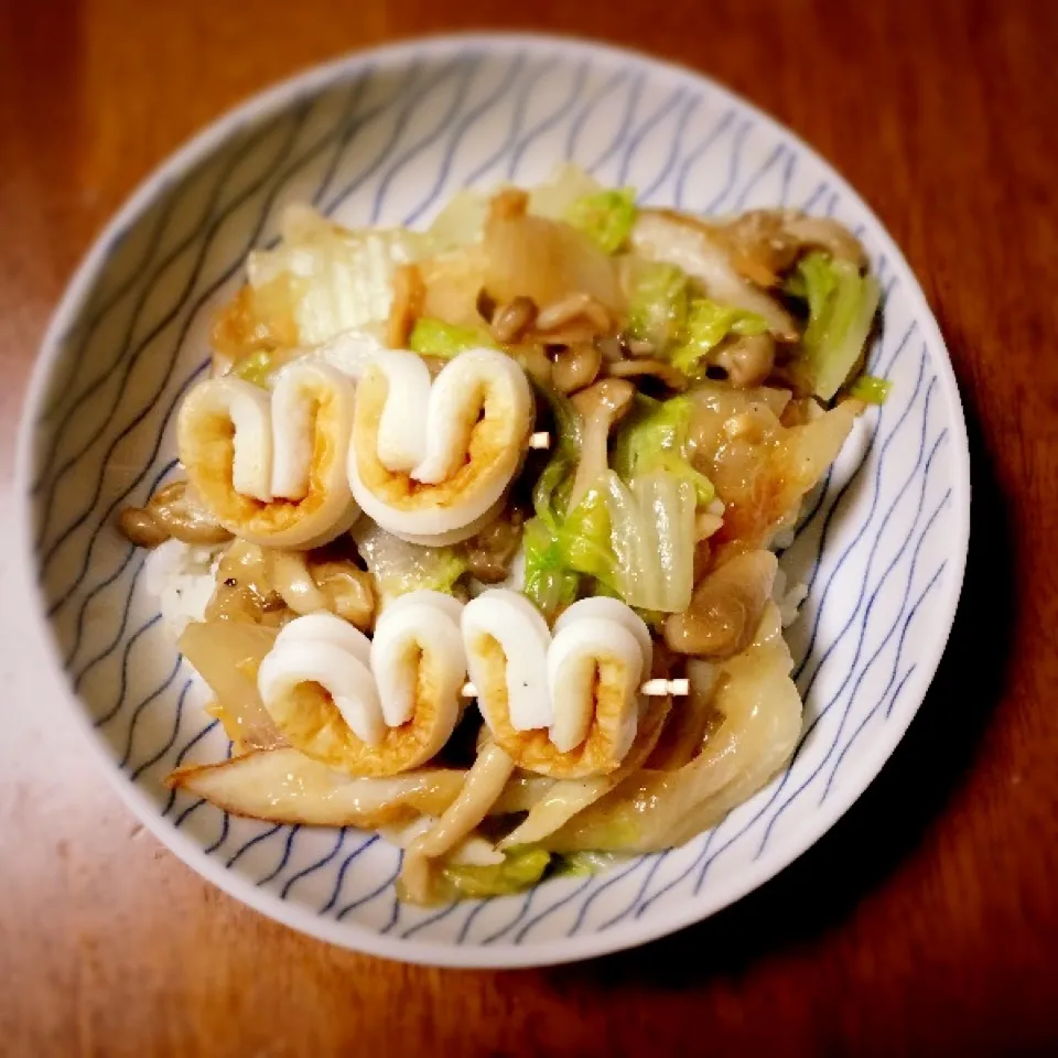 純子さんの残り野菜たちとちくわで中華飯♡|pippiさん