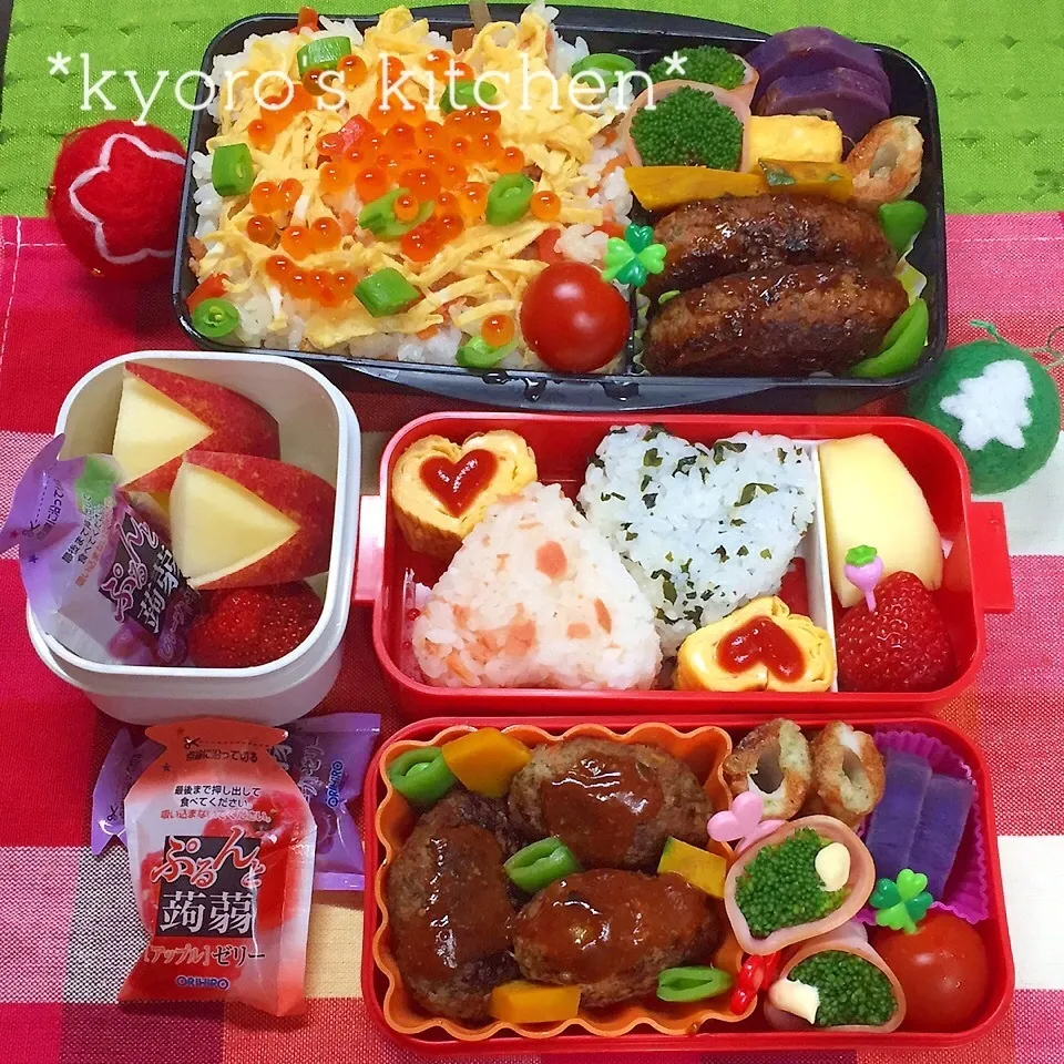 Snapdishの料理写真:2015年12月25日 中学男子（部活）小学女子（学童）弁当|kyoroさん