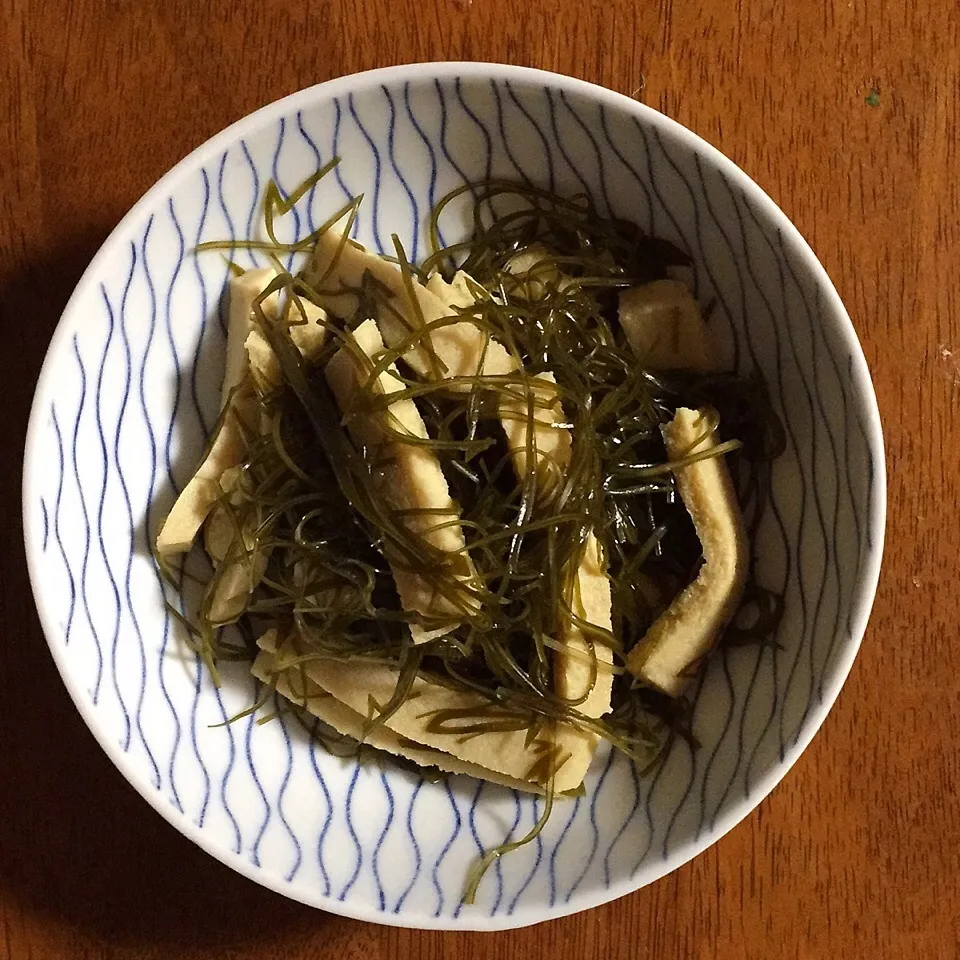 Snapdishの料理写真:きざみ昆布の煮物|pippiさん