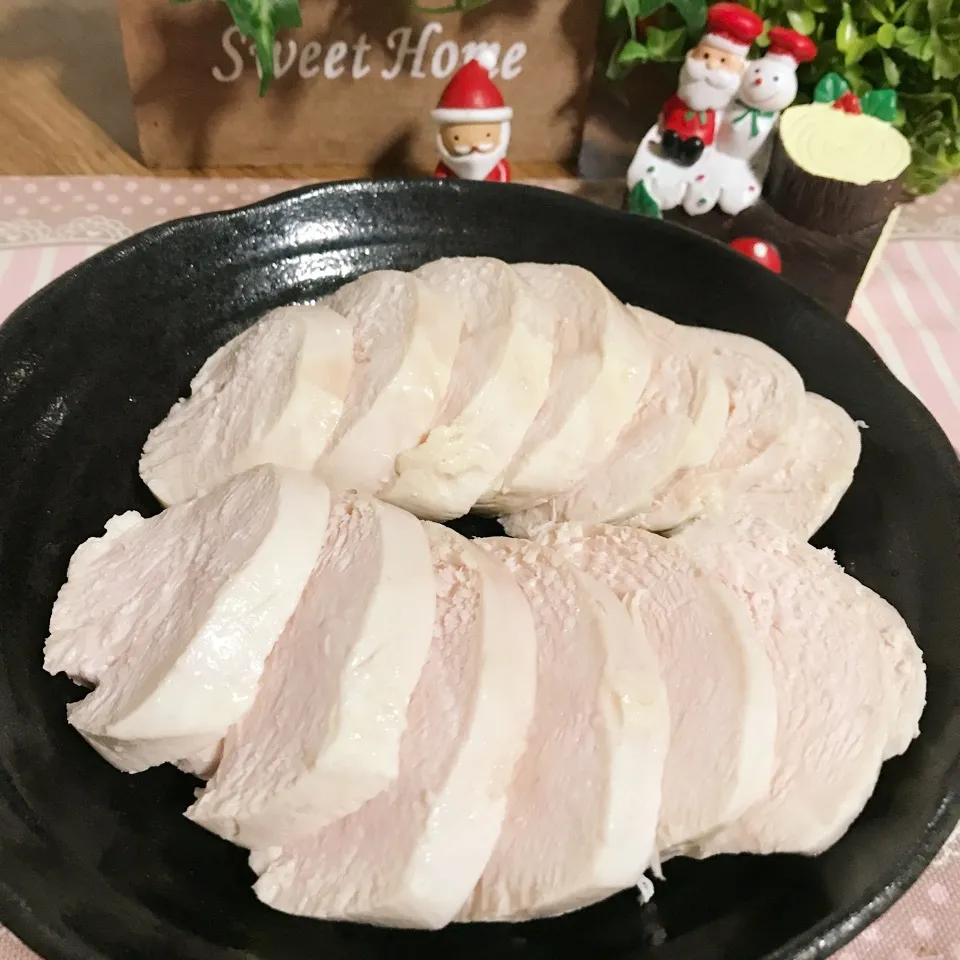 Snapdishの料理写真:久しぶりに鶏ハム♡|あやちゃんママさん