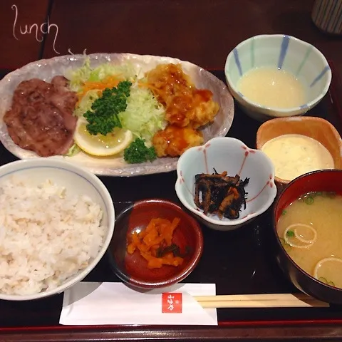 牛タンとチキン南蛮定食|あやさん