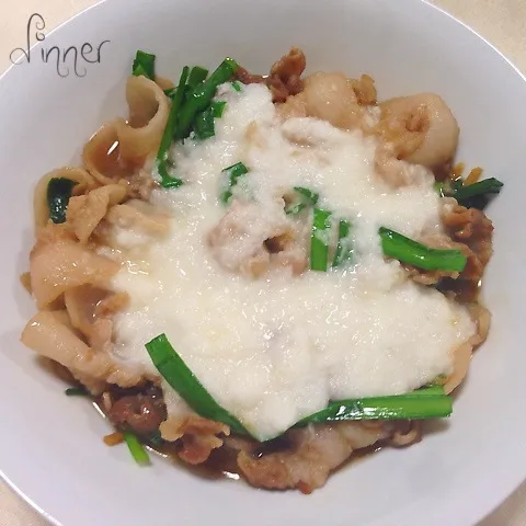 豚コマ肉とニラのとろろ焼き|あやさん