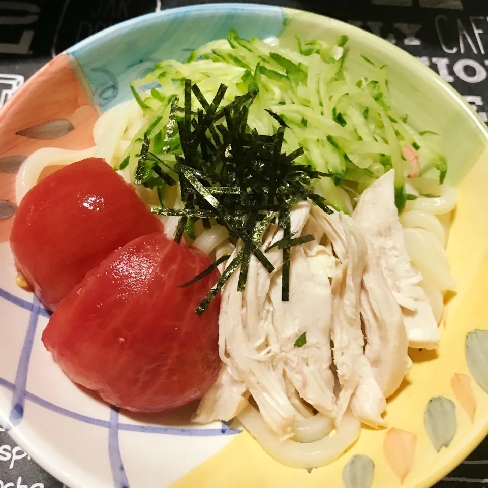 今日は簡単にサラダうどん♡|あやちゃんママさん