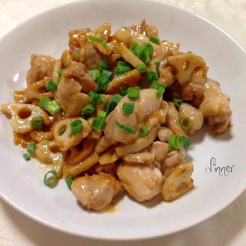 レンコンと鶏肉のオイマヨ炒め|あやさん