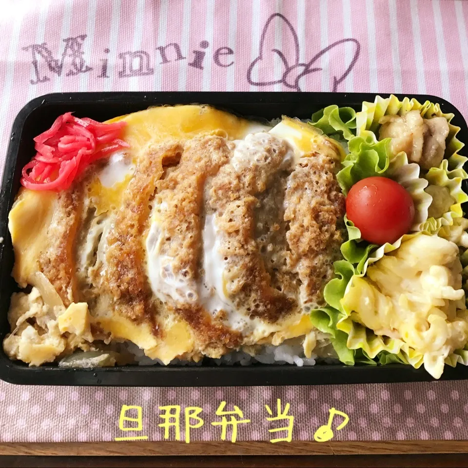 メンチカツ丼de今日の旦那弁当♪|あやちゃんママさん