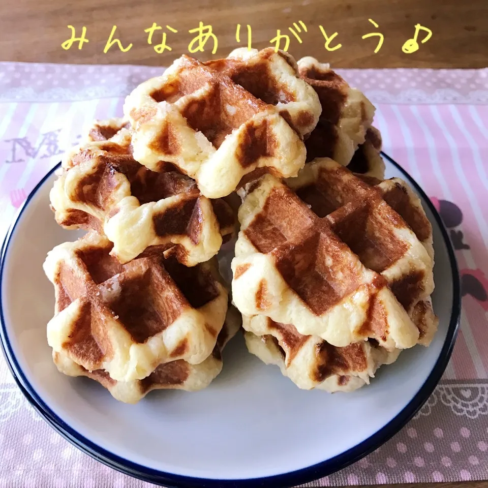 Snapdishの料理写真:ワッフル♡deお祝いありがとうございました◡̈*♡.°⑅|あやちゃんママさん