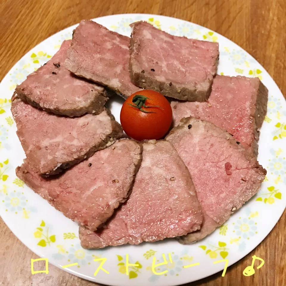 炊飯器deローストビーフ❤&今日の旦那弁当♪|あやちゃんママさん