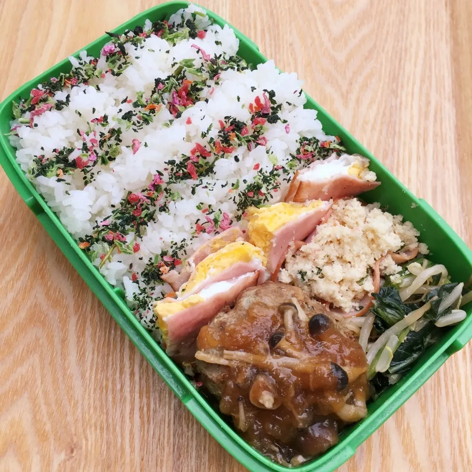 Snapdishの料理写真:2018.10.12 高2球児弁当|Loackerさん