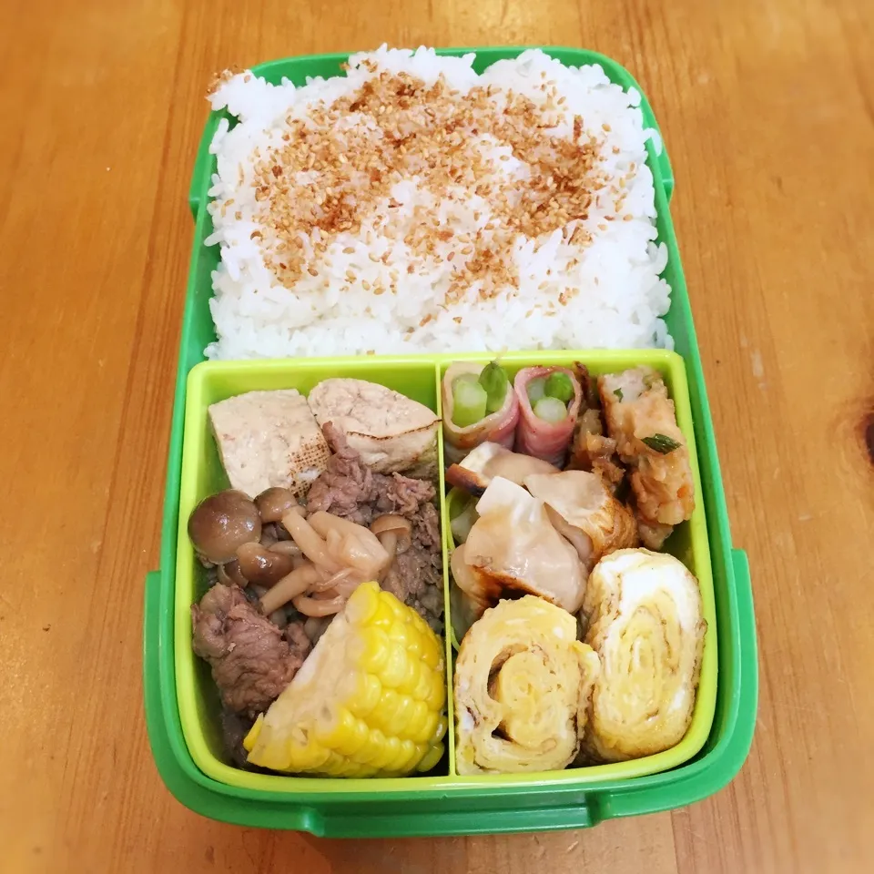 Snapdishの料理写真:2016.7.8 息子弁当 〜肉豆腐|Loackerさん