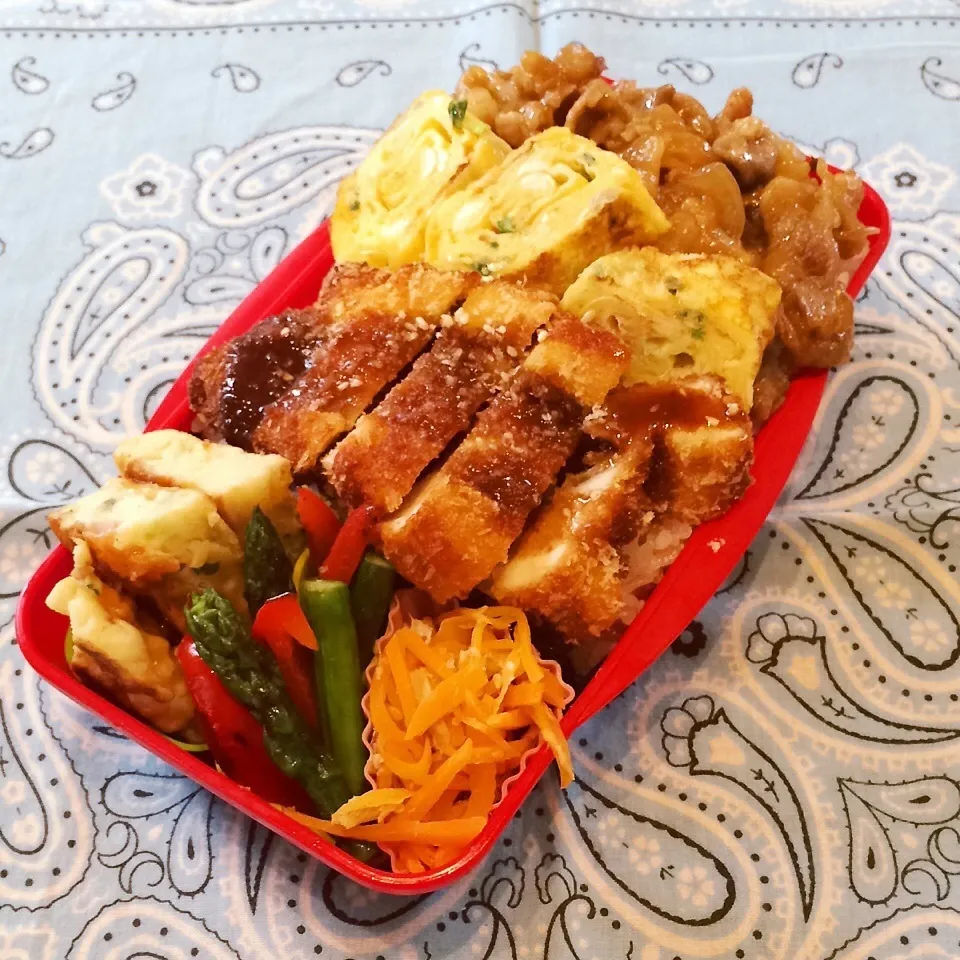 2015.6.12 豚丼&チキンカツ弁当|Loackerさん