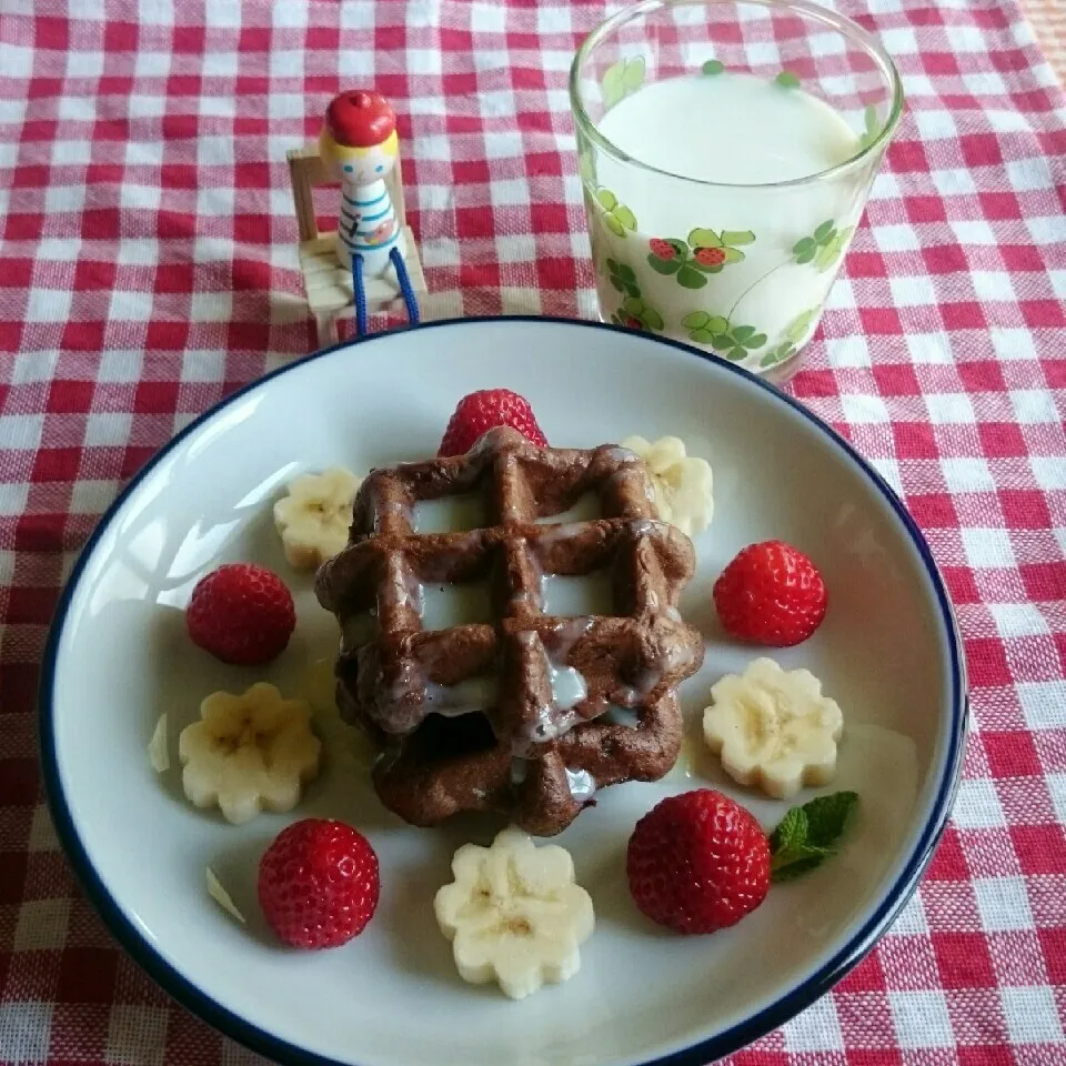 Snapdishの料理写真:子ども達の朝食♥のりPさんのお豆腐ワッフル|あやちゃんママさん