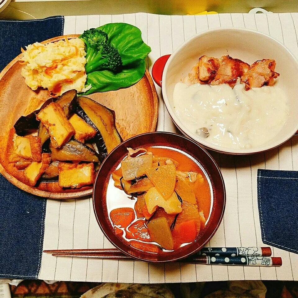 Snapdishの料理写真:晩ご飯✨チキンのクリームソースかけ🍚🍴|Laniさん