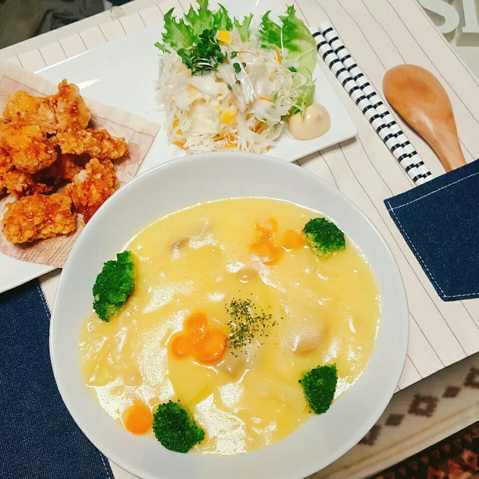 晩ご飯🌃シチュー🍚🍴|Laniさん