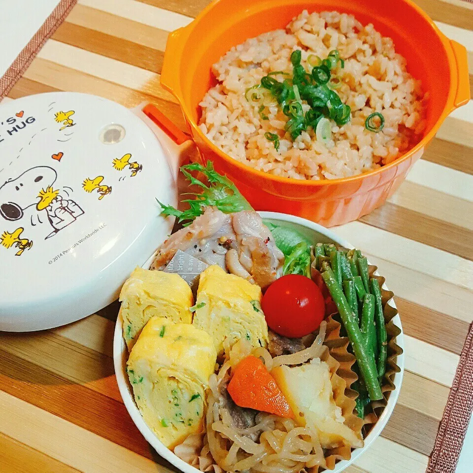 お弁当🍱🍴めろさんのチキンラーメン炊き込みご飯󾭠|Laniさん