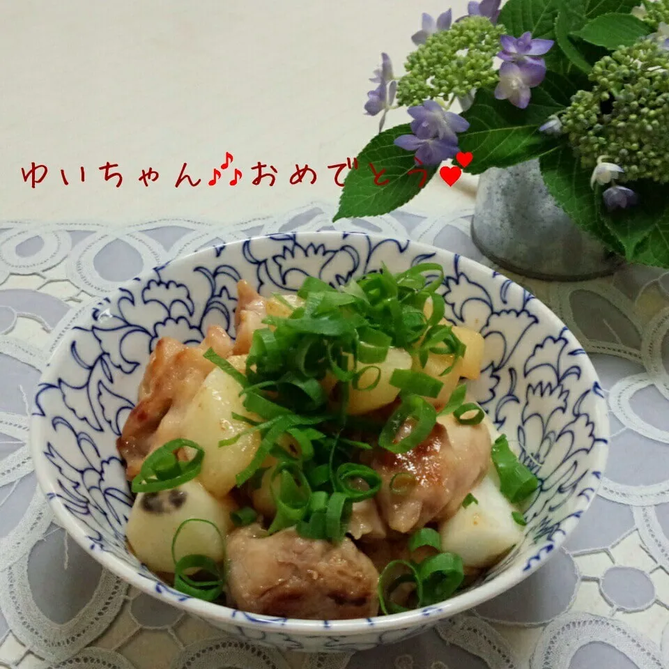 ゆいちゃん🎶おめでとう💕長いもと鶏肉のナンプラー炒🍳|♡純子♡さん