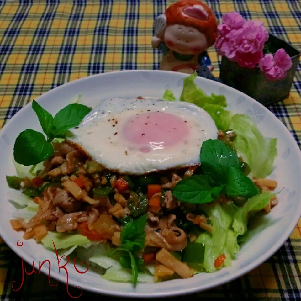 筍と野菜たっぷりのガパオライス🍳癖になるお味です～っ|♡純子♡さん