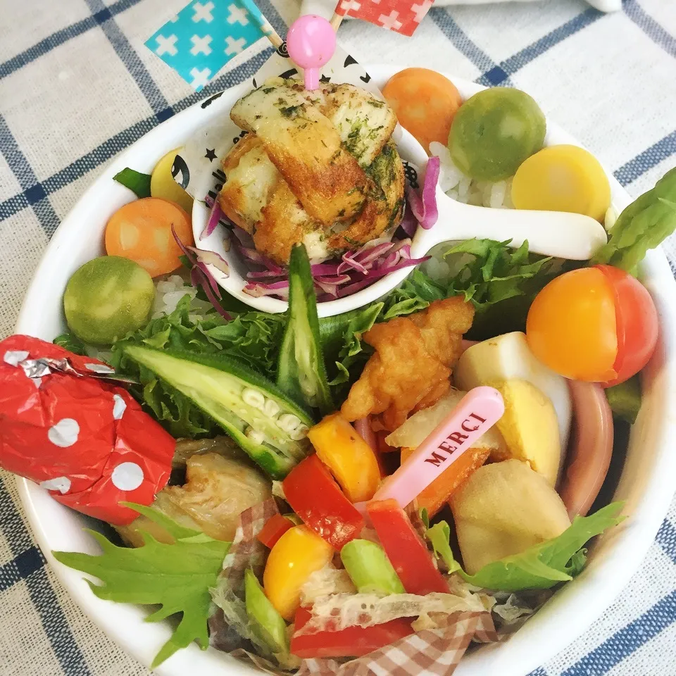 Snapdishの料理写真:カリカリ竹輪マヨ❤️Bento|まいるさん