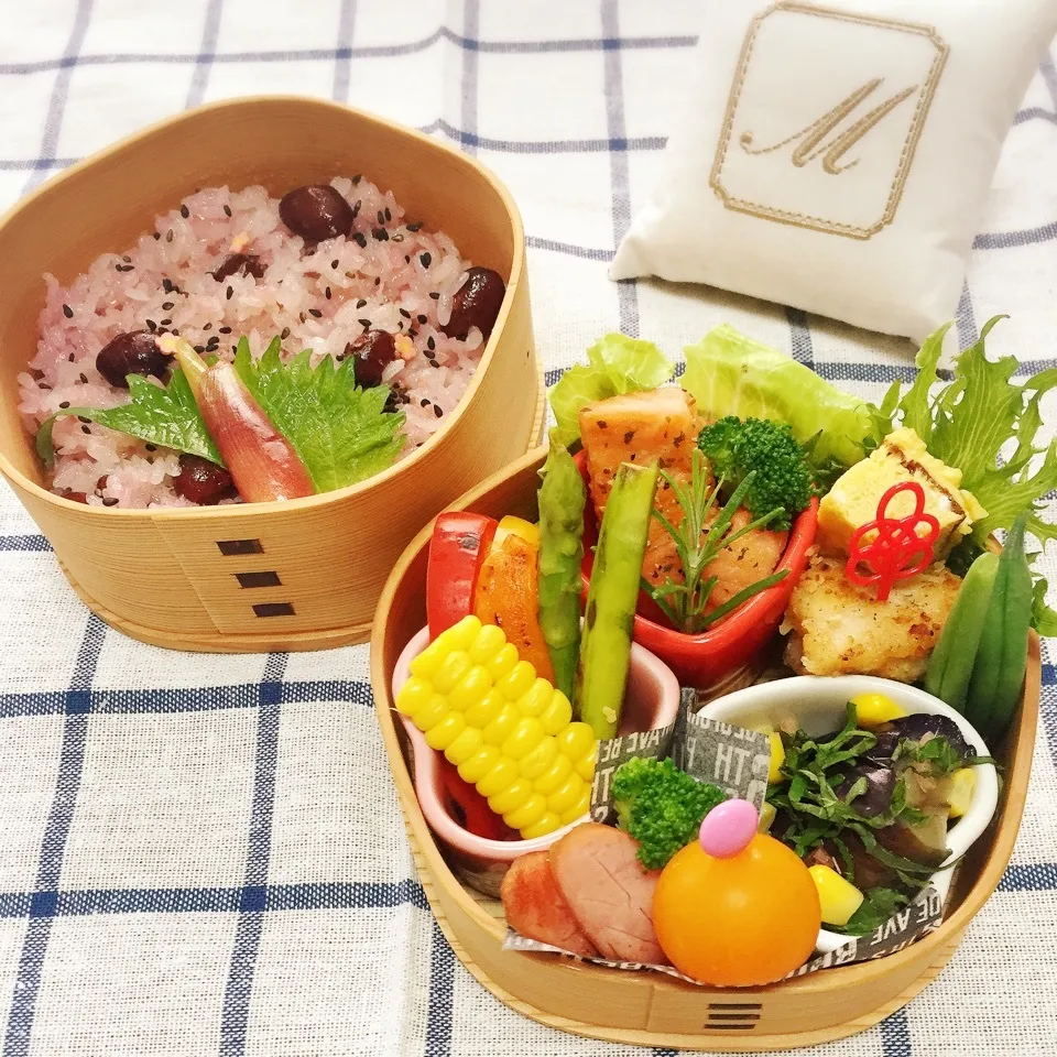 Snapdishの料理写真:赤飯♥️Bento|まいるさん