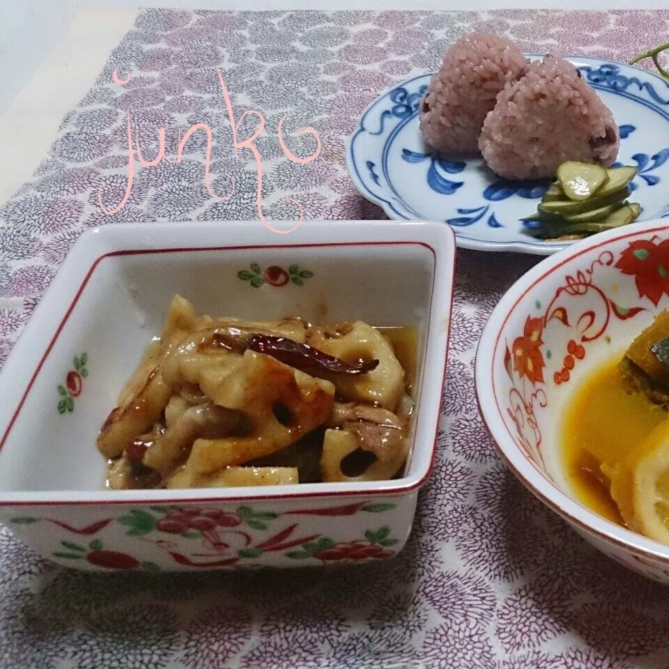 Snapdishの料理写真:蓮根の青椒肉絲風♪お弁当にもどおぞぉ～っ(*´∀`)♪|♡純子♡さん