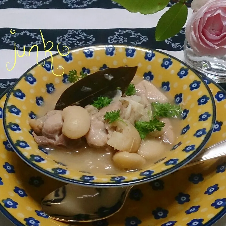 鶏肉と白花豆のシチュー♪美味しくて、とっても栄養価が高いです|♡純子♡さん